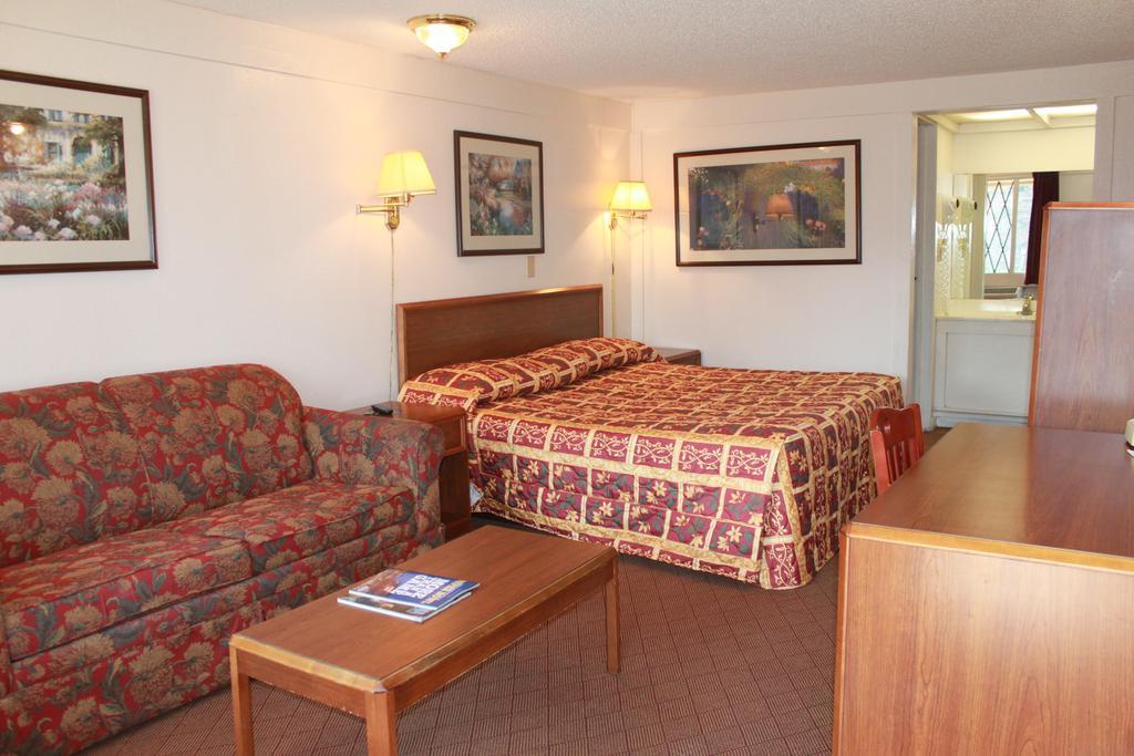 Knights Inn Indianapolis Pokój zdjęcie